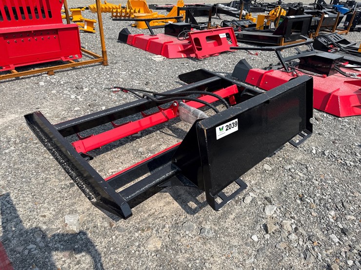 #2039-•-unused-future-fr70-72"-skid-steer-flat-ripper-inv#48899-image-2