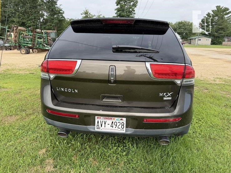 2011-lincoln-mkx-image-6