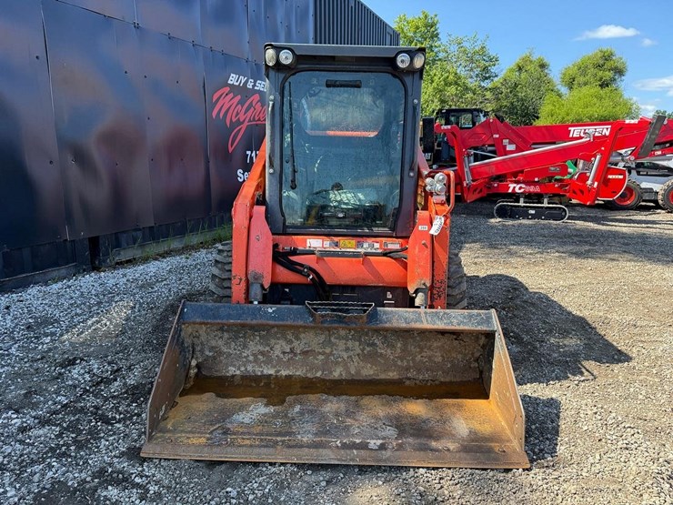 kubota-ssv65-image-7