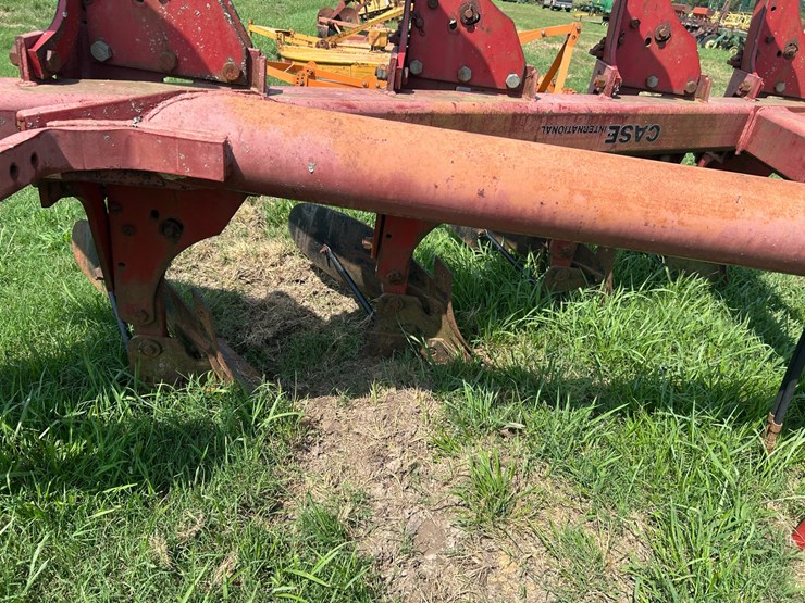 case-ih-165-image-31