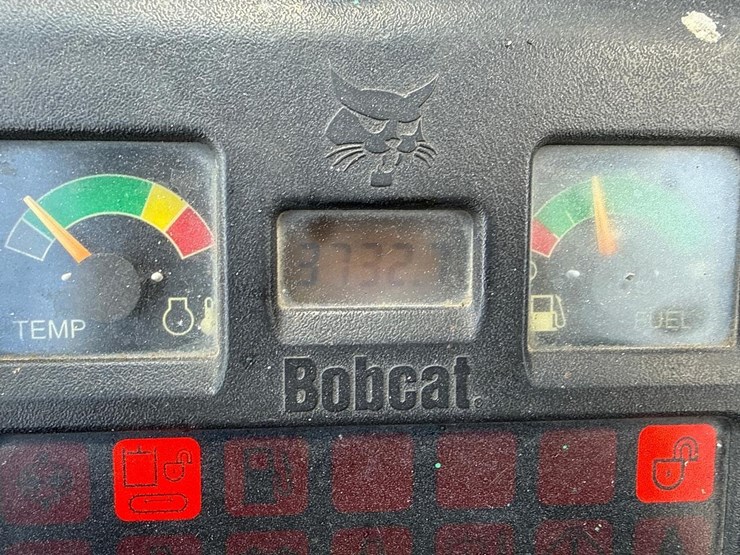 2006-bobcat-331-image-23
