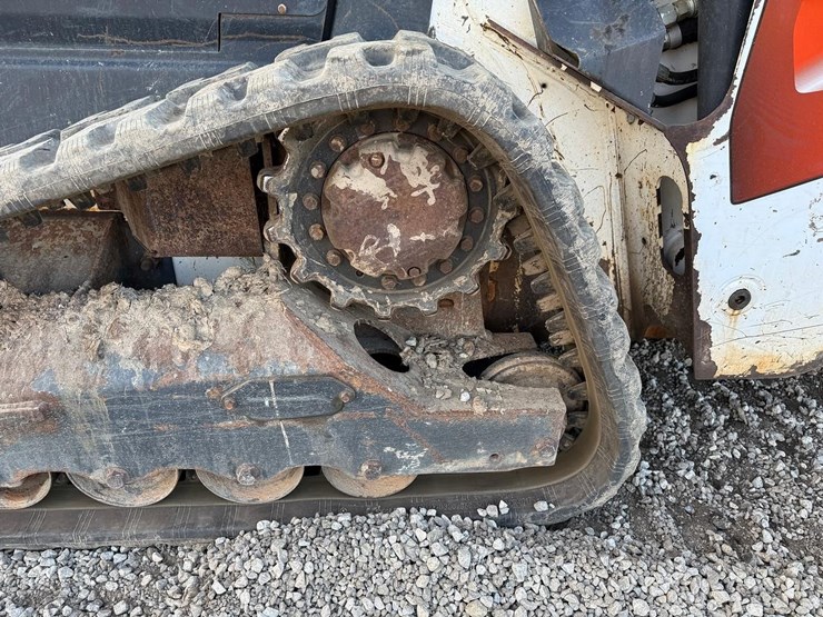 bobcat-t62-image-19