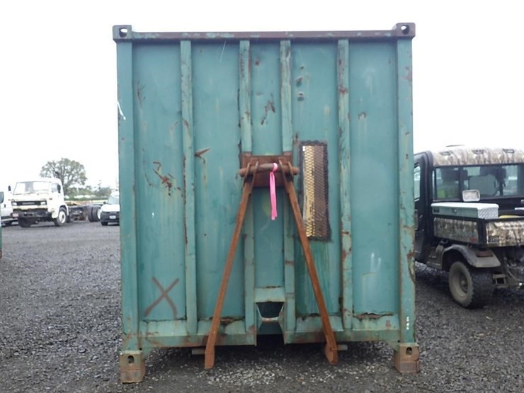 roll-off-container-20'l-x-8'6"h-x-8'w-image-3