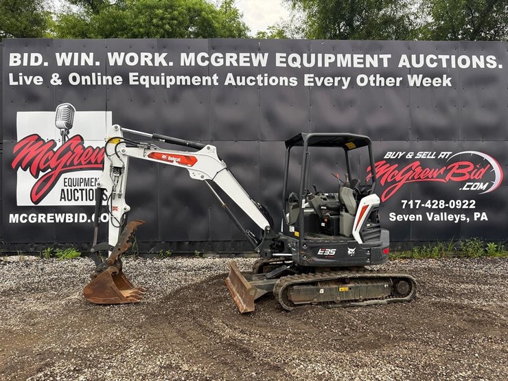 2023-bobcat-e35-image-1