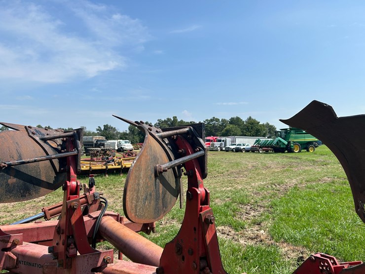 case-ih-165-image-7
