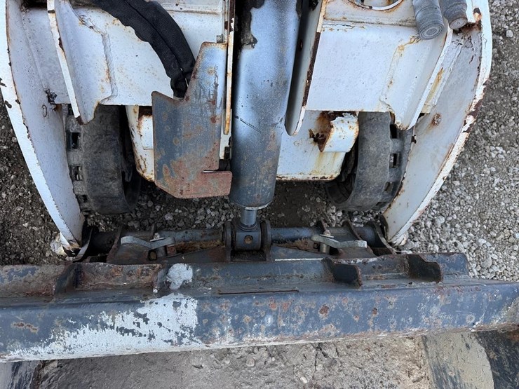 2018-bobcat-mt85-image-10