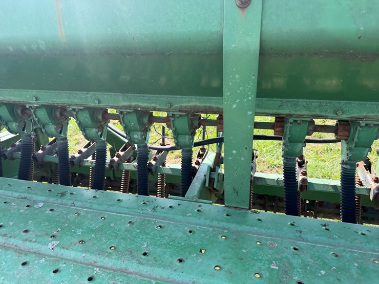 john-deere-15-image-16