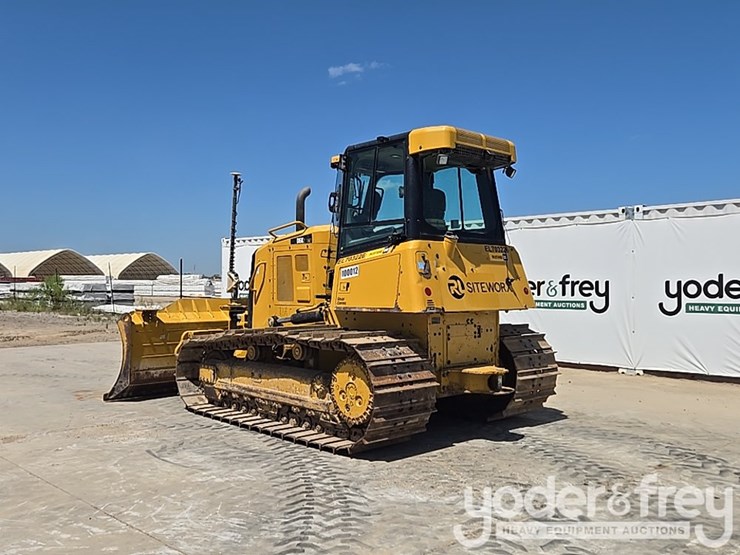 2020-caterpillar-d6k2-lgp-image-3