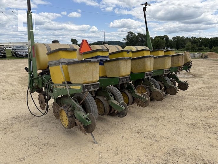 john-deere-6765-image-8
