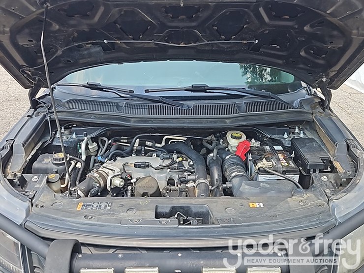 2017-ford-explorer-xlt-image-17
