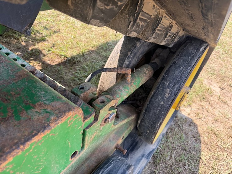 john-deere-8410t-image-21
