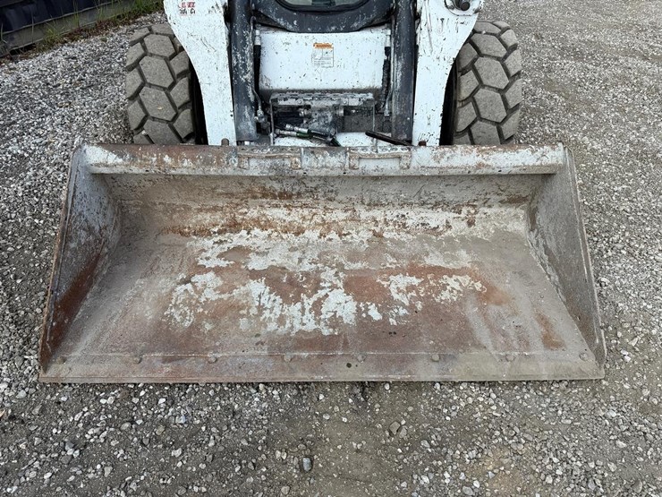 2023-bobcat-s740-image-9
