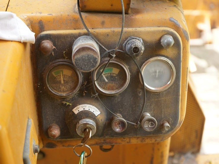 komatsu-d65e-6-image-31