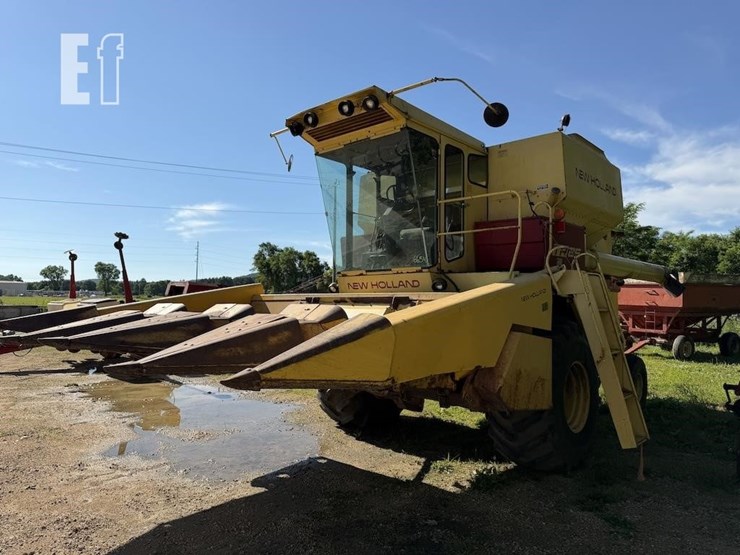 new-holland-tr85-image-3