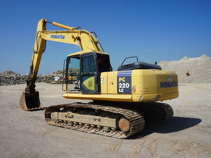 2002-komatsu-pc220-lc-7l-image-6