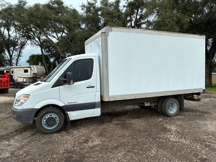 2007-dodge-3500-image-1