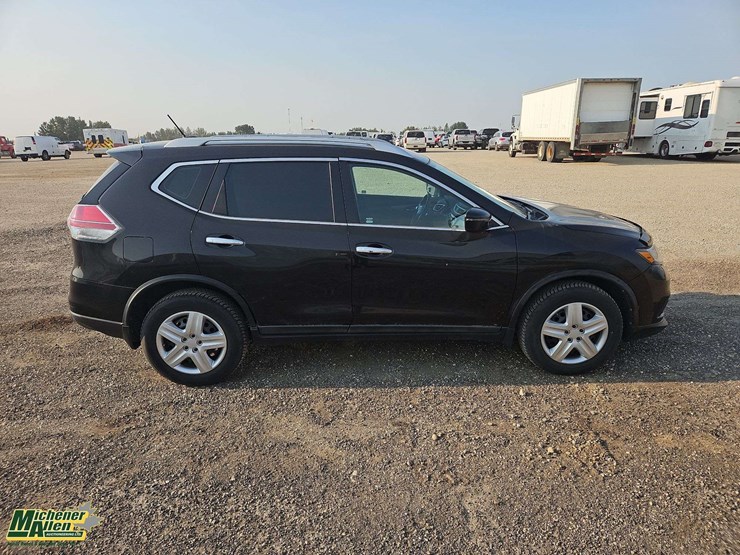 2016-nissan-rogue-image-5