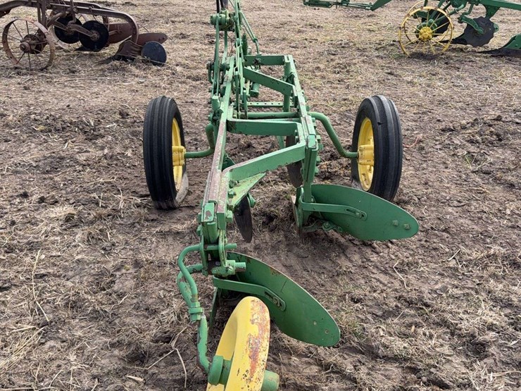 john-deere-no.-44-pull-type-two-bottom-plow-image-4