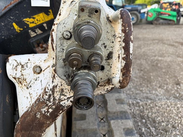 bobcat-t62-image-11