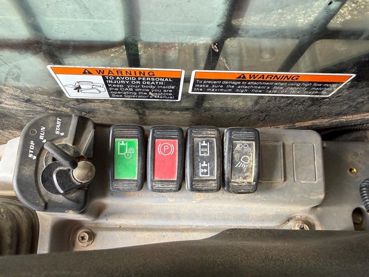 kubota-svl75-2-image-23