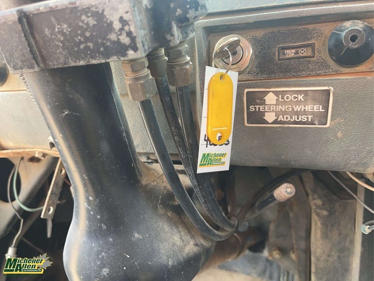 1989-mack-dm690s-image-17