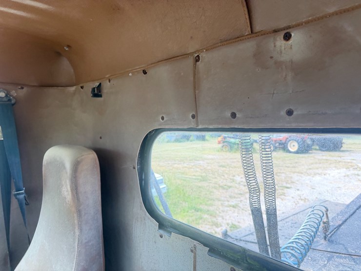 1990-freightliner-fld120-image-73