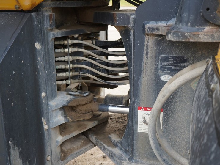 2012-komatsu-wa470-6-image-30