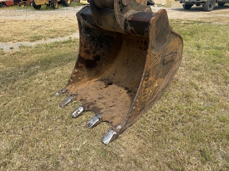 komatsu-pc200-image-45