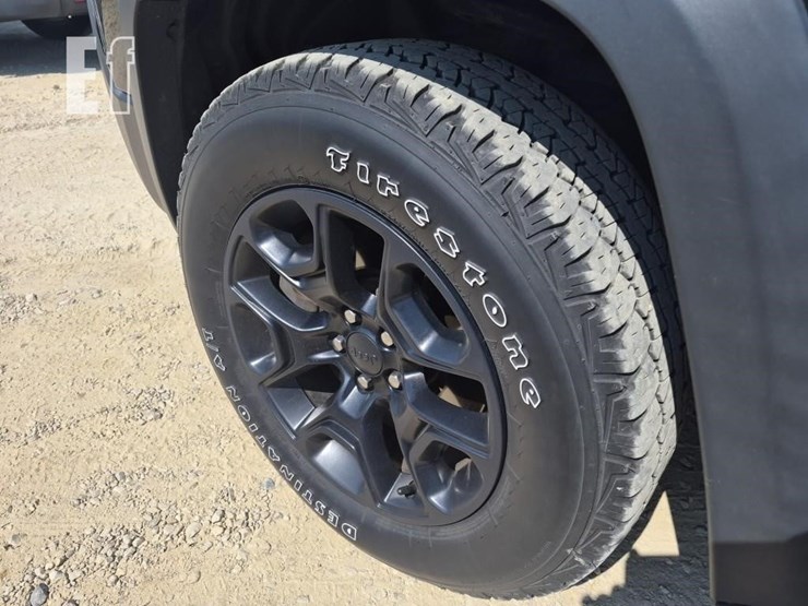 2018-jeep-cherokee-image-13