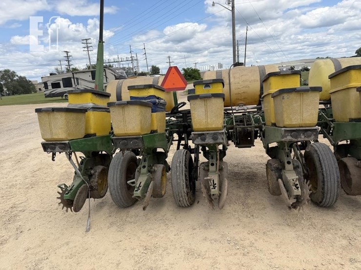 john-deere-6765-image-7