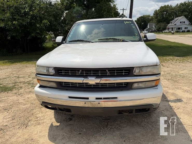 2003-chevrolet-6907-image-2