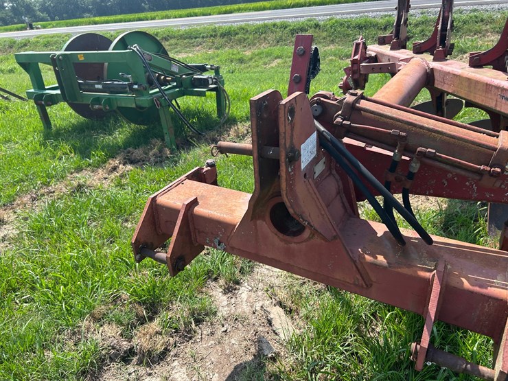 case-ih-165-image-22