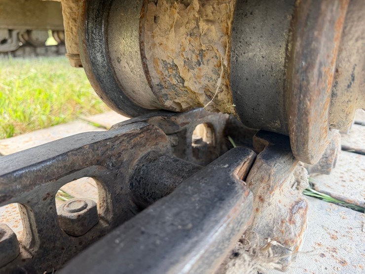 komatsu-pc200-image-12