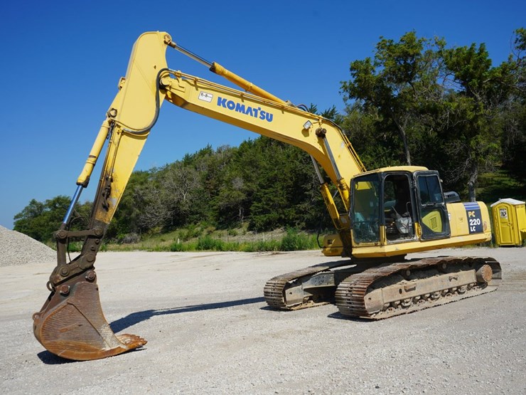 2002-komatsu-pc220-lc-7l-image-1