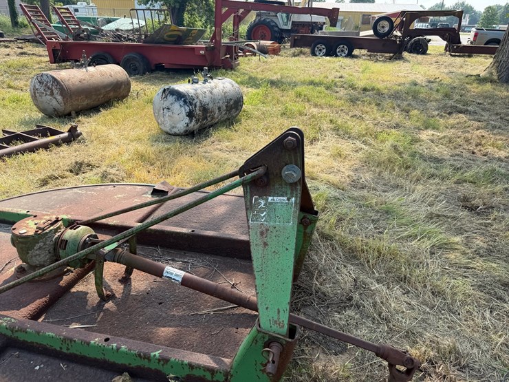 john-deere-7-image-12