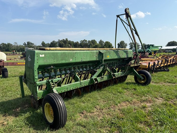 john-deere-15-image-2