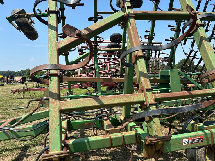 john-deere-34-image-39
