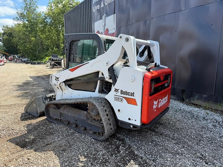 2018-bobcat-t590-image-2