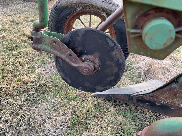 john-deere-no.-55-a-b-h-pull-type-three-bottom-plow-image-33
