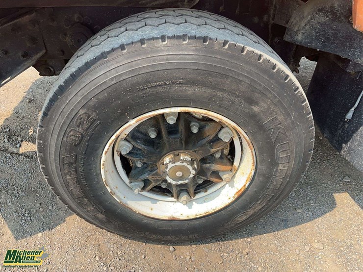 1989-mack-dm690s-image-9