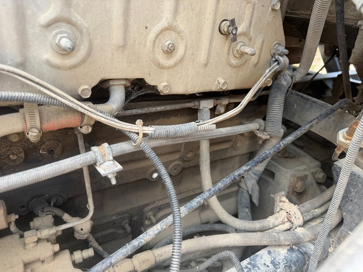 1990-freightliner-fld120-image-49