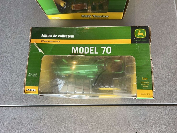 john-deere-16-image-3