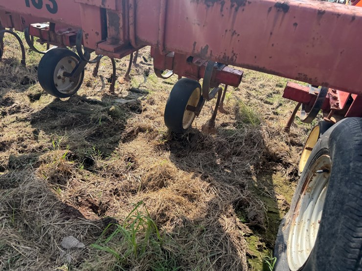 case-ih-183-image-30