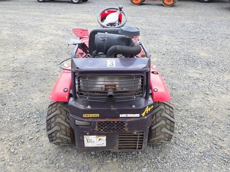 canycom-cmx2402-ride-on-mower-image-6