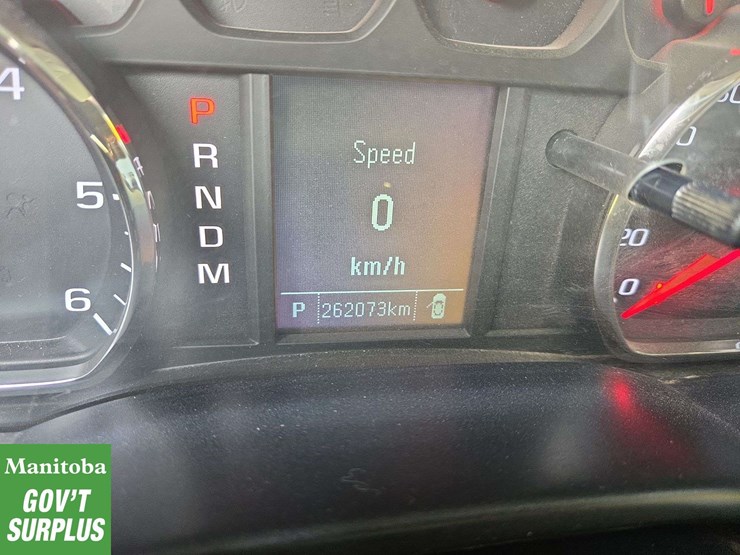 2014-chevrolet-silverado-1500-image-35