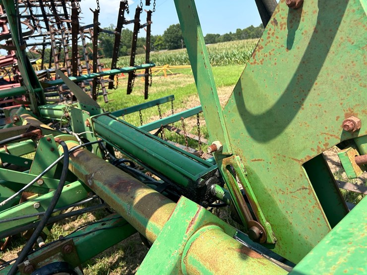 john-deere-34-image-41