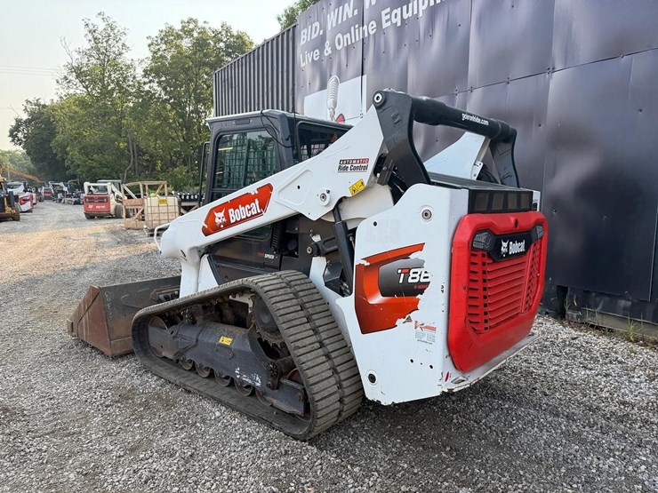 2023-bobcat-t86-image-2
