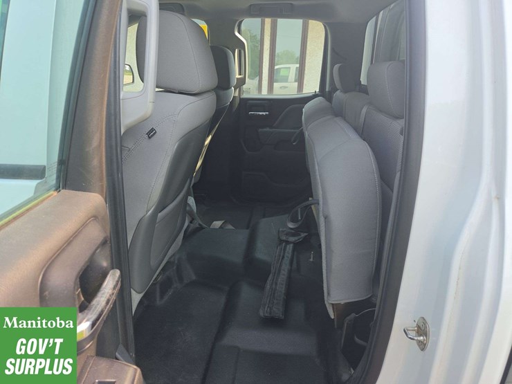 2014-chevrolet-silverado-1500-image-19