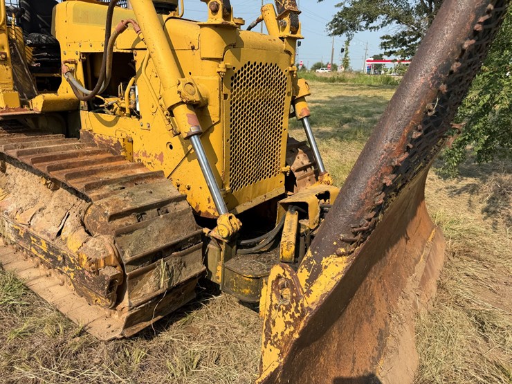 1985-caterpillar-d4e-image-36