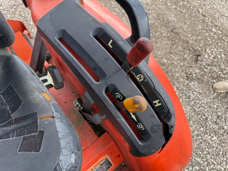 kubota-b26-image-26